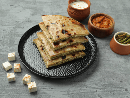 Tawa Paneer Pyaaz Paratha With Curd And Pickle