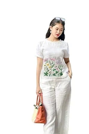 Girls Trending White Embroided Cut Sleve Stylish Co Ord Set.