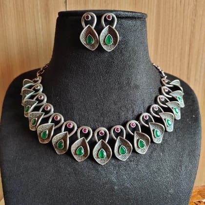 Antique Oxidised Silver Statement Necklace | Sarichka Fashion-Red+Green