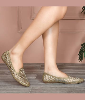 JM Looks Tan Women's Casual Ballerinas