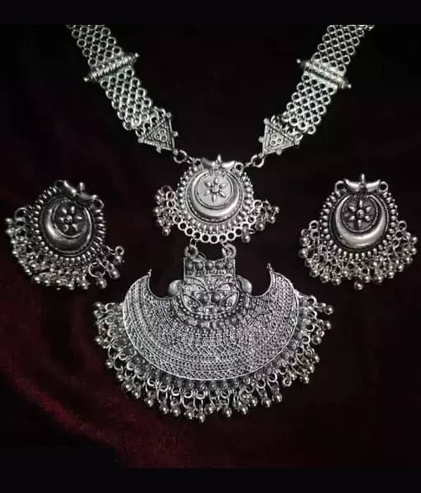 Samridhi DC Silver Alloy Necklace Set ( Pack of 1 )