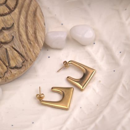 Dainty Squared Hoops