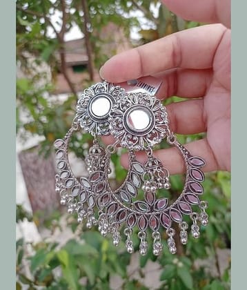 Samridhi DC Silver Chandbalis Earrings ( Pack of 1 )