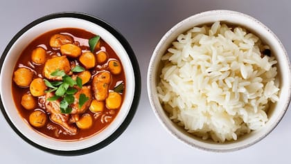 Jowar/bajra/multi Millet/atta Roti/ Rice + Chole