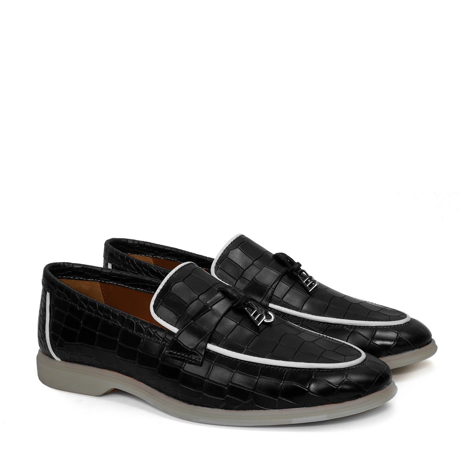 Black Deep Cut Yacht Loafers With Rubber Sole-40/6