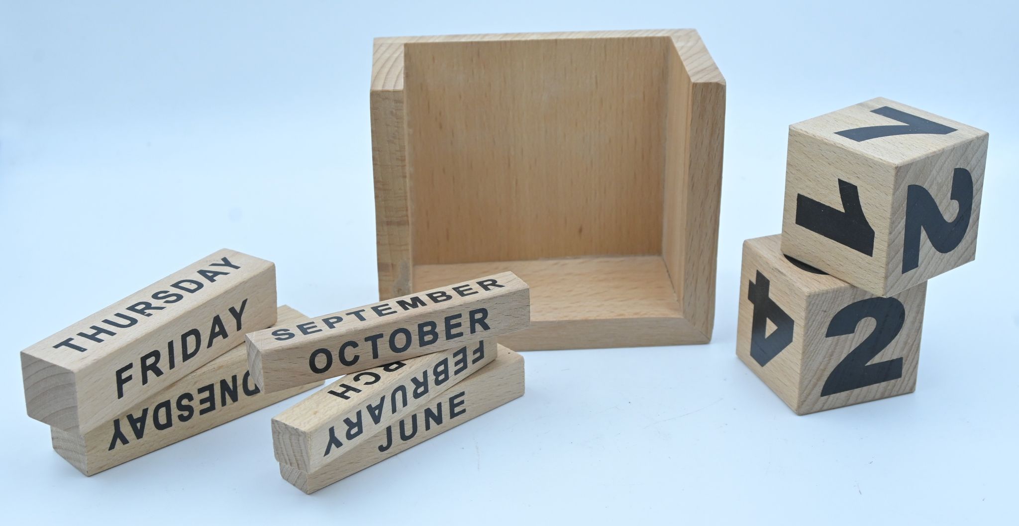 Wooden Perpetual Desk Calendar Block