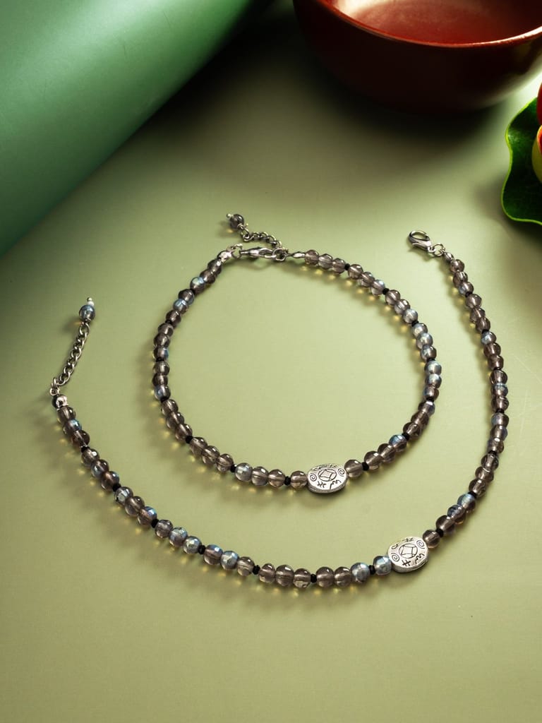 Morison Gold-Plated Knot Anklet Symbolizing Strength and Unity - Anklets | Buy online on ZillyBuy