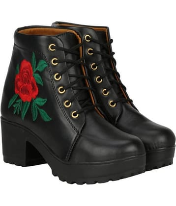 Commander Pink Ankle Length Casual Boots