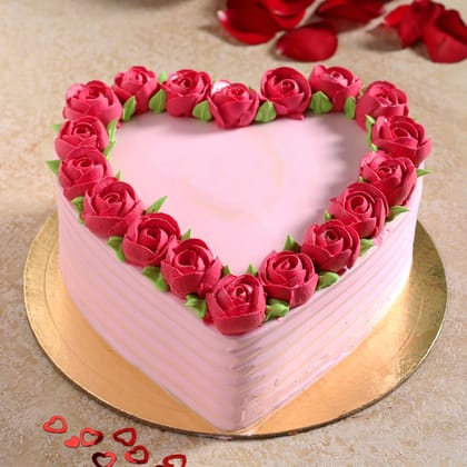Rose Heart Chocolate Cream Cake Half Kg