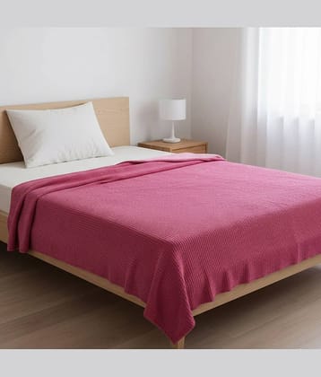 Welhouse India Fleece Striped Single Bed Blanket ( 240 cm x 135 cm ) - Pink ( Pack of 1 )