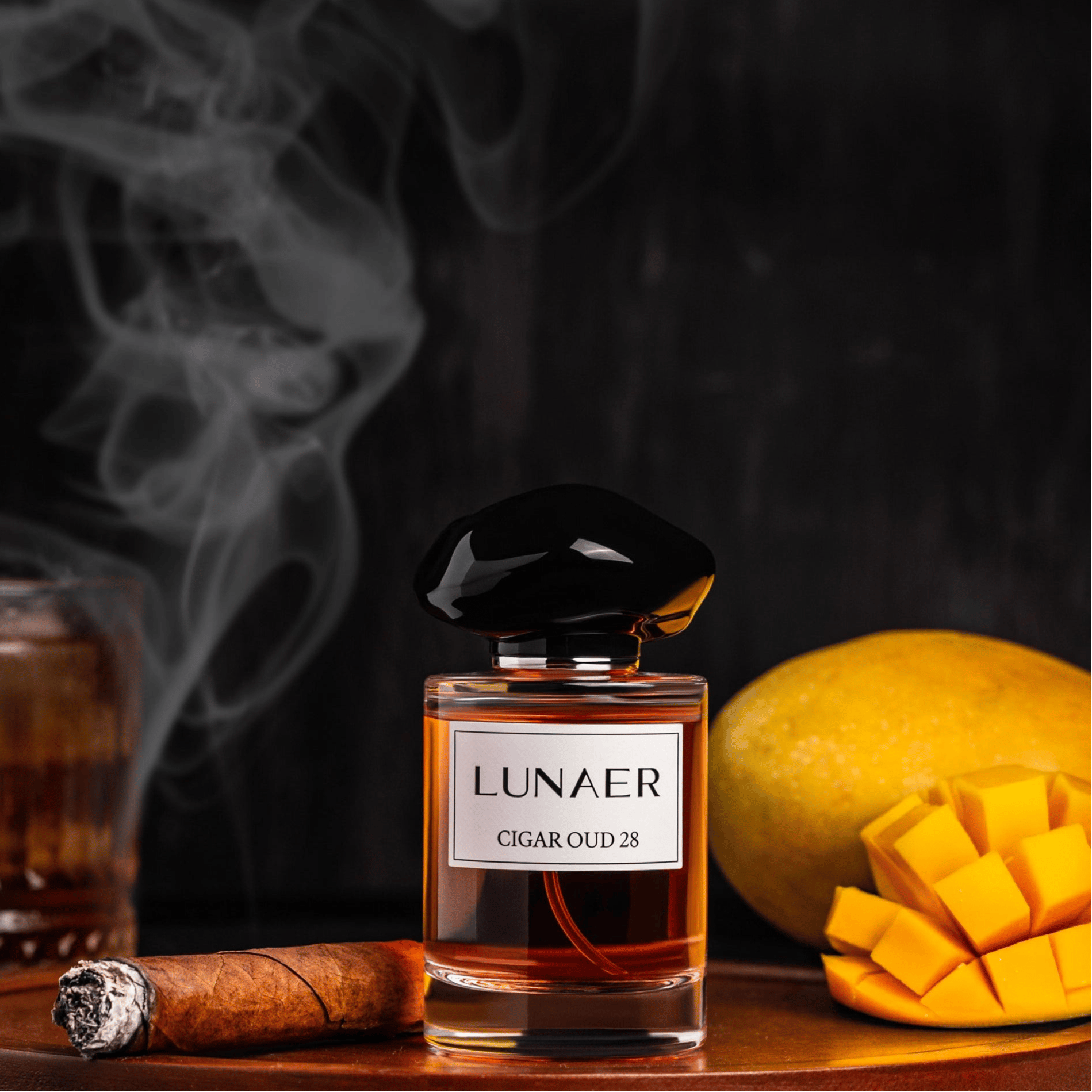 Cigar Oud Luxury Perfume
