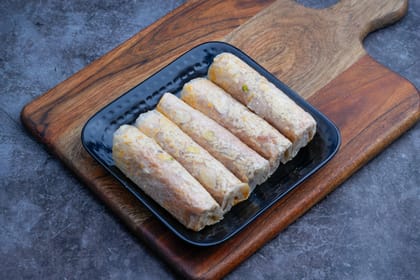 Dry Fruit Pootharekulu. 5 rolls