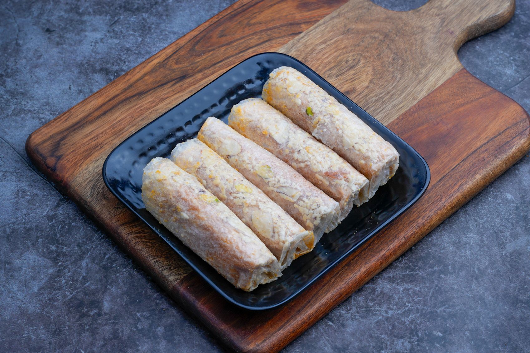 Dry Fruit Pootharekulu. 5 rolls