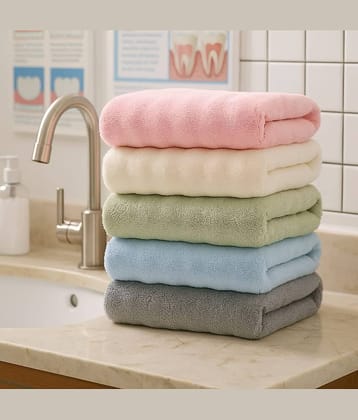 Satisfyn Pack of 1 Microfibre 475 -GSM Bath Towel ( Multicolor )