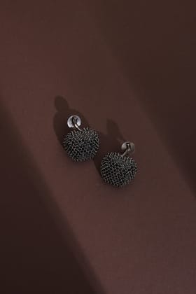 Valeria Black Zirconia Stud Earrings-Zirconia
