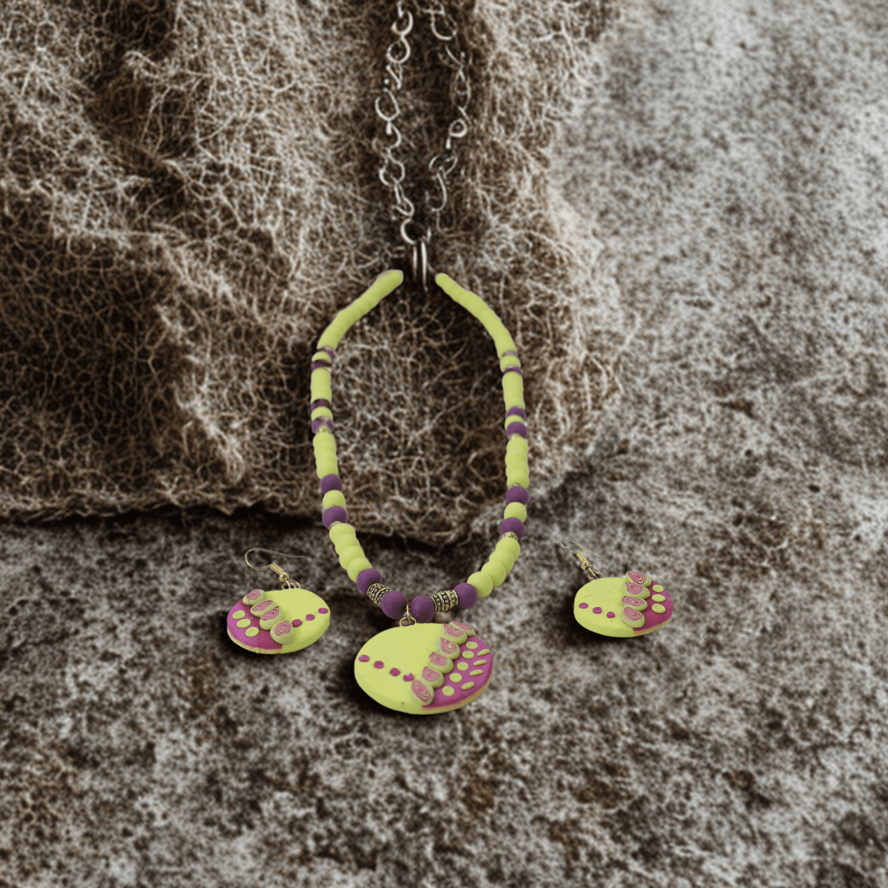 Customised Handmade Jewellery 1 necklace set Each [10X29cm]