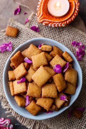 Morya Gruhudyog Shankarpali Sweet 200 gm Traditional Crunchy Sweet Snack Morya Gruhudyog Shankarpali Sweet 200 gm Traditional Crunchy Sweet Snack