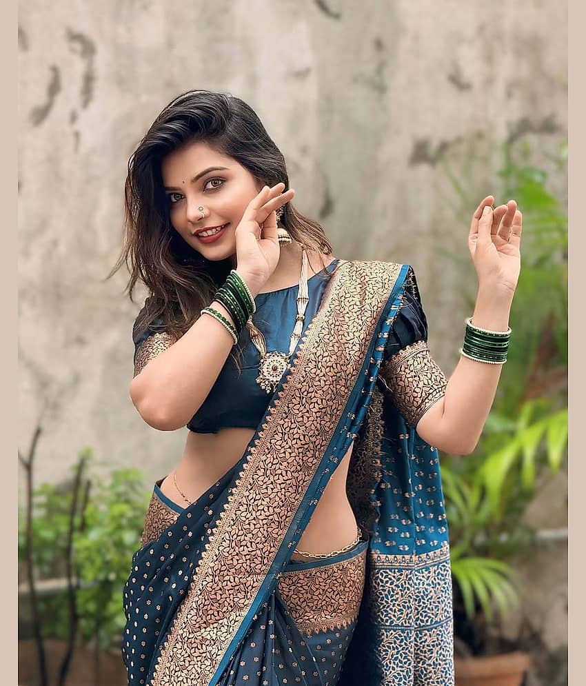 Vastukala Georgette Woven Saree With Unstitched Blouse Piece ( Blue )