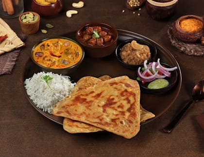 Mughlai Chicken Thali Meal