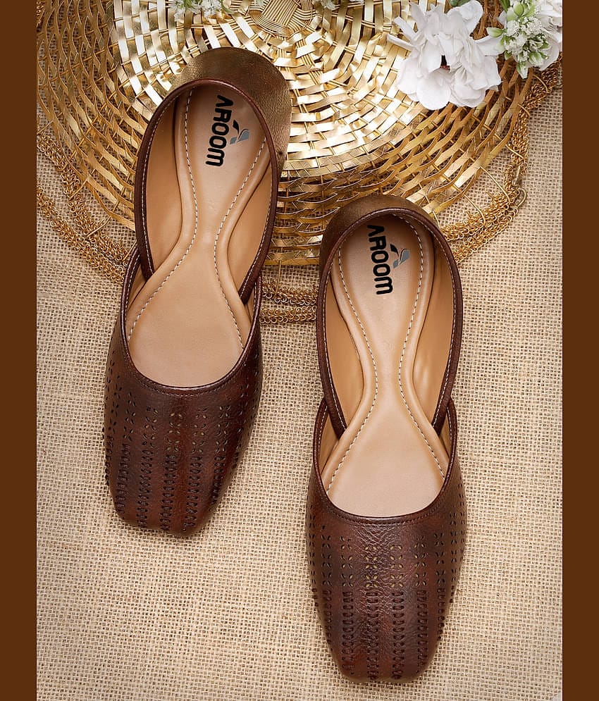 Aroom Brown Women's Ethnic Ballerinas