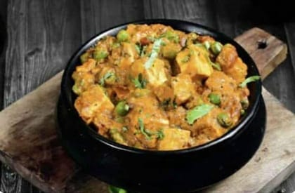 Mattar Paneer