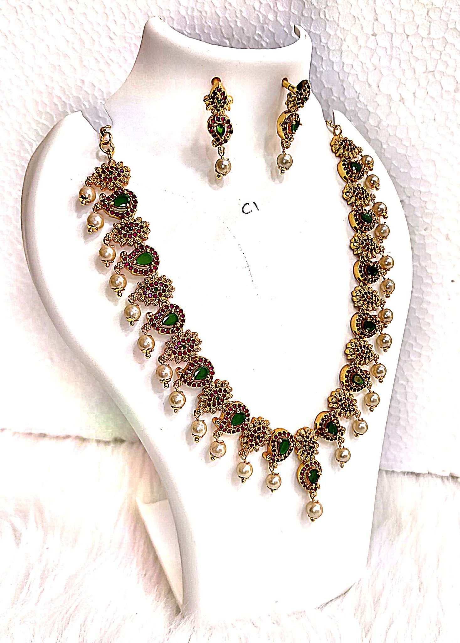 Gold-plated green and maroon Kempu Stone Necklace Set with Pearls