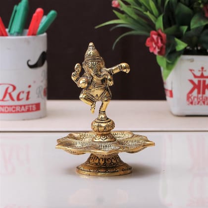 DreamKraft Metal Panch Mukhi Diya with Dancing Ganesha Idols Gold Plated for Home and Office Pooja Room Decoration 5 batti Diya