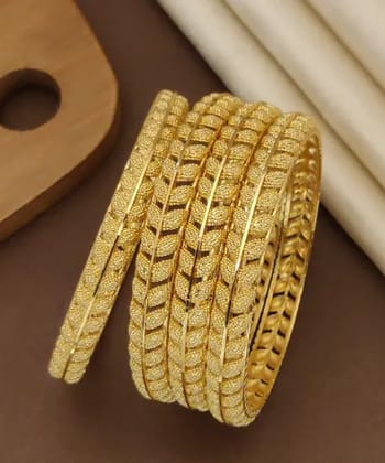 Exquisite Gold-Plated Traditional 4 Pieceof Bangles