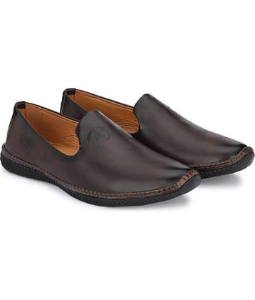 Rising Wolf Black Men's Slip on