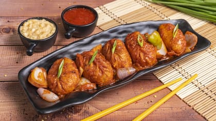 Paneer Schezwan Momos