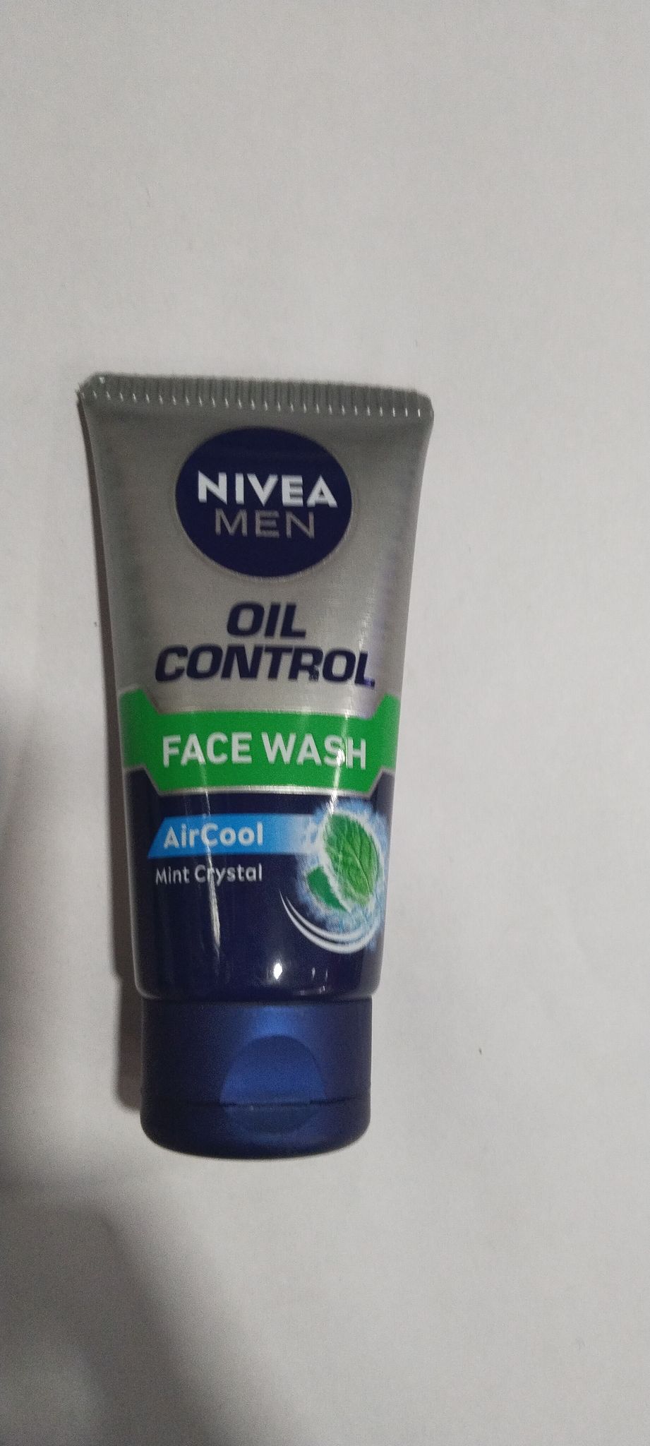 Nivea Men Oil Control Face wash Aircool Mint crystal 