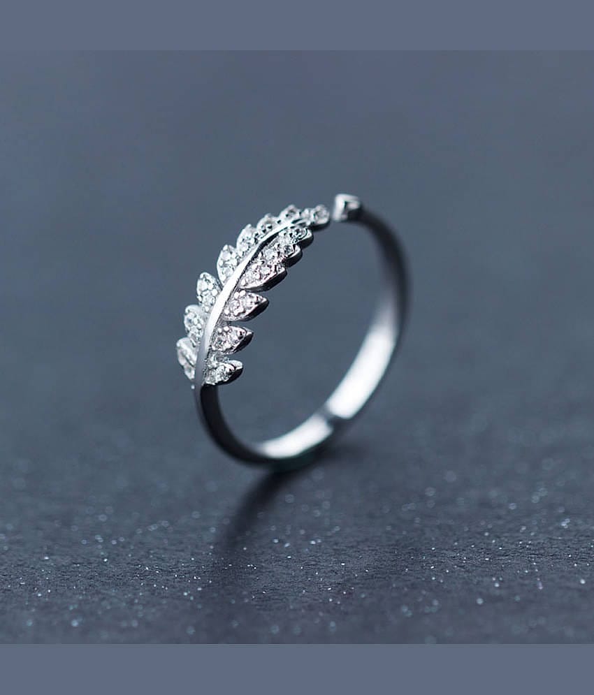 Thrillz Silver Rings ( Pack of 1 )