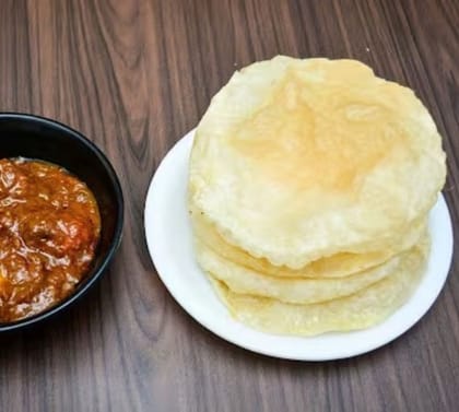 Poori Chicken Curry