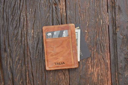 TALIA  Tuscon RFID Vertical Card case