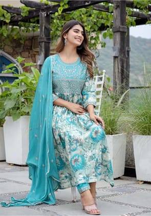 Sea Breeze Elegance Print Kurta Pant Set-L