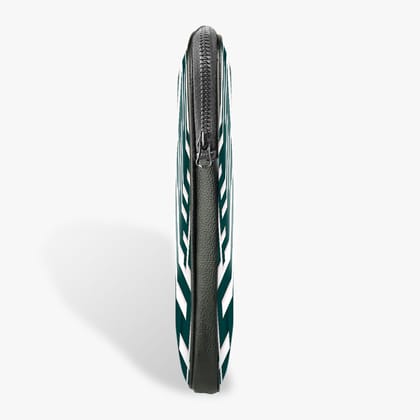 "Zig Zag Print" Laptop Sleeves: Bold Modern Design for Every Size-15" / Black