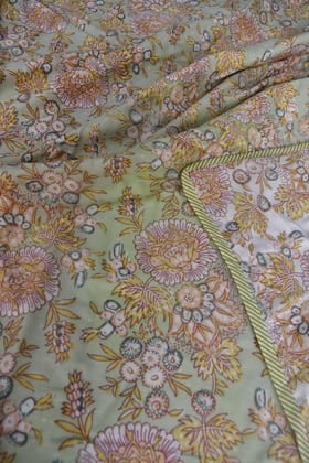 Pista Green Reversible : Double Style & ComfortDouble Bed Pista Green Reversible : Double Style & ComfortDouble Bed