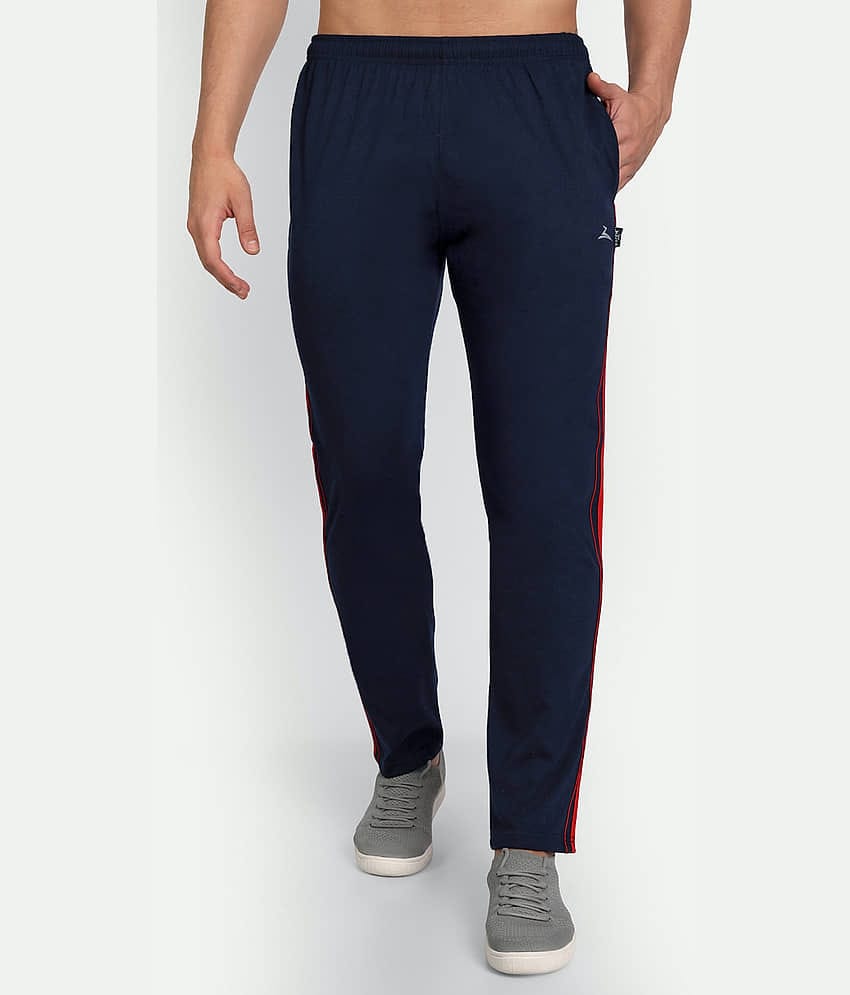 Zeffit - Black Cotton Blend Men's Trackpants ( Pack of 1 )