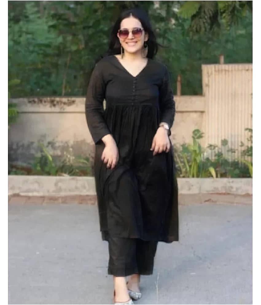 ETZIN Women Rayon Solid Flared Kurti With Pants ( Black )