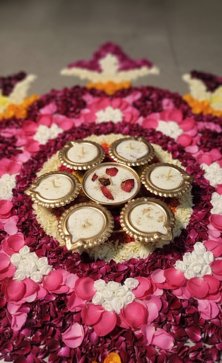 6 Diya Metal Urli candle with a Bowl in Middle for Rangoli, Diwali, Ganpati and Festival