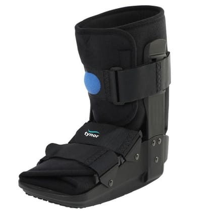Tynor D52 Walker Boot Air- Short-Small