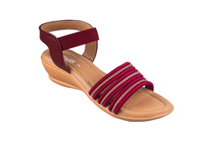 Titas Ladies Cherry Sandal-Cherry / 3