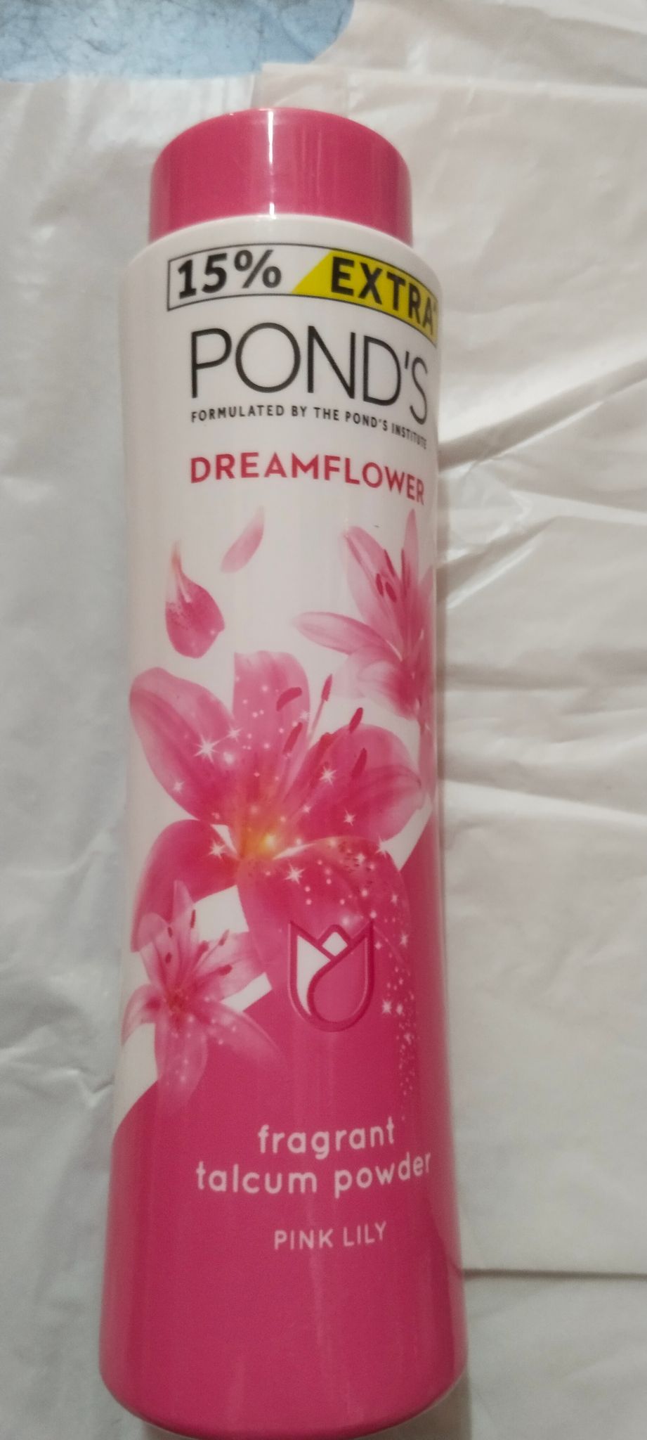 Pond's Dreamflower Fragrant Falcum powder 
