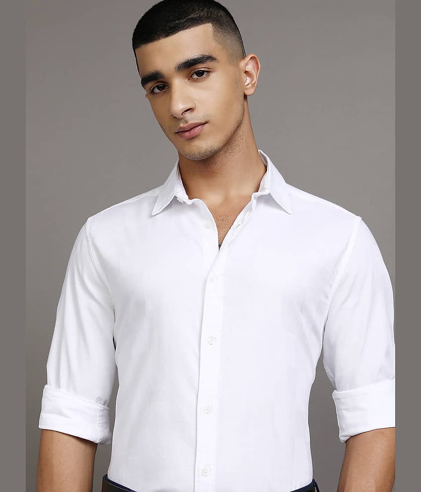 Highlander 100% Cotton Slim Fit Solids Full Sleeves Men's Casual Shirt - White ( Pack of 1 )