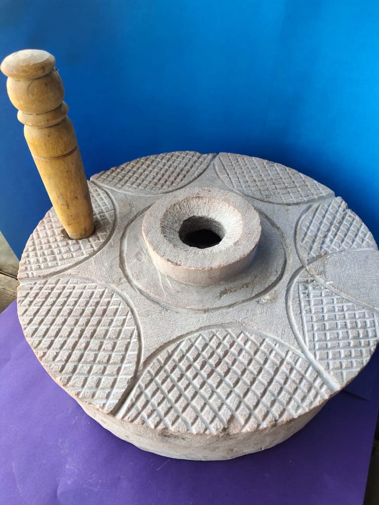 Kurund Red Stone Grinder (35.565)