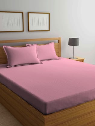 300 TC 130 GSM Striped King Size Bedsheet With 2 Pillow Covers
