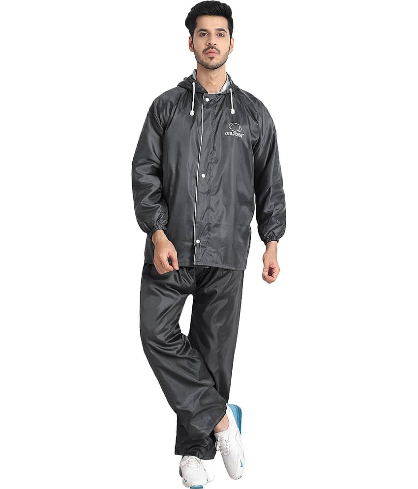 Zacharias Grey Rain Suit