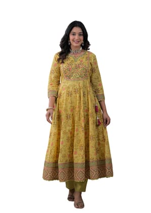 Women Printed Kurta Set with Dupatta | Stylish Ethnic Outfit for Casual & Festive Occasions