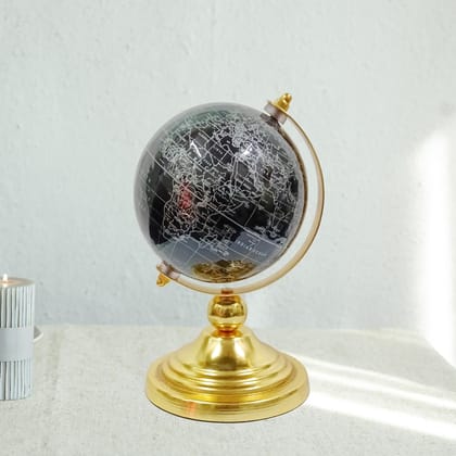Cocovey Midnight Majesty Globe Pack of 1 L 16.51 x W 16.51 x H 10.79 cm