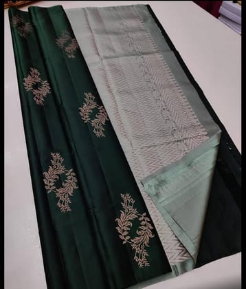 fab woven Art Silk Woven Kanjeevaram Sarees With Unstitched Blouse Piece ( Navy Blue )